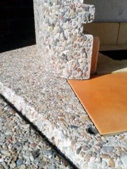 Grillkamin Wellfire NOVA Braun Mit Betonhaube Und Beistelltisch -Brun Grill Geschaft 2293 3