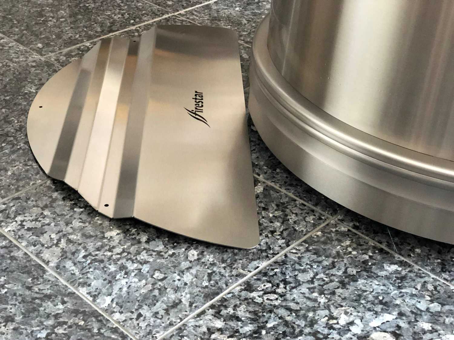 Docking Station Firestar Grillkamin DN 650 3 Docking Station Firestar Grillkamin DN 650