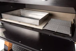 Der Merklinger 1200 Holzofen Standard -Brun Grill Geschaft merklinger holzbackofen grill pizzaofen brotbackofen 1200 vorne tuere auf zoom 4 jpg