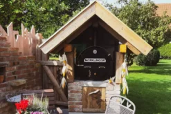 Der Merklinger 800 Holzofen Ohne Untergestell -Brun Grill Geschaft merklinger holzbackofen grill pizzaofen einbau edition 800 backhaus vorne min jpg