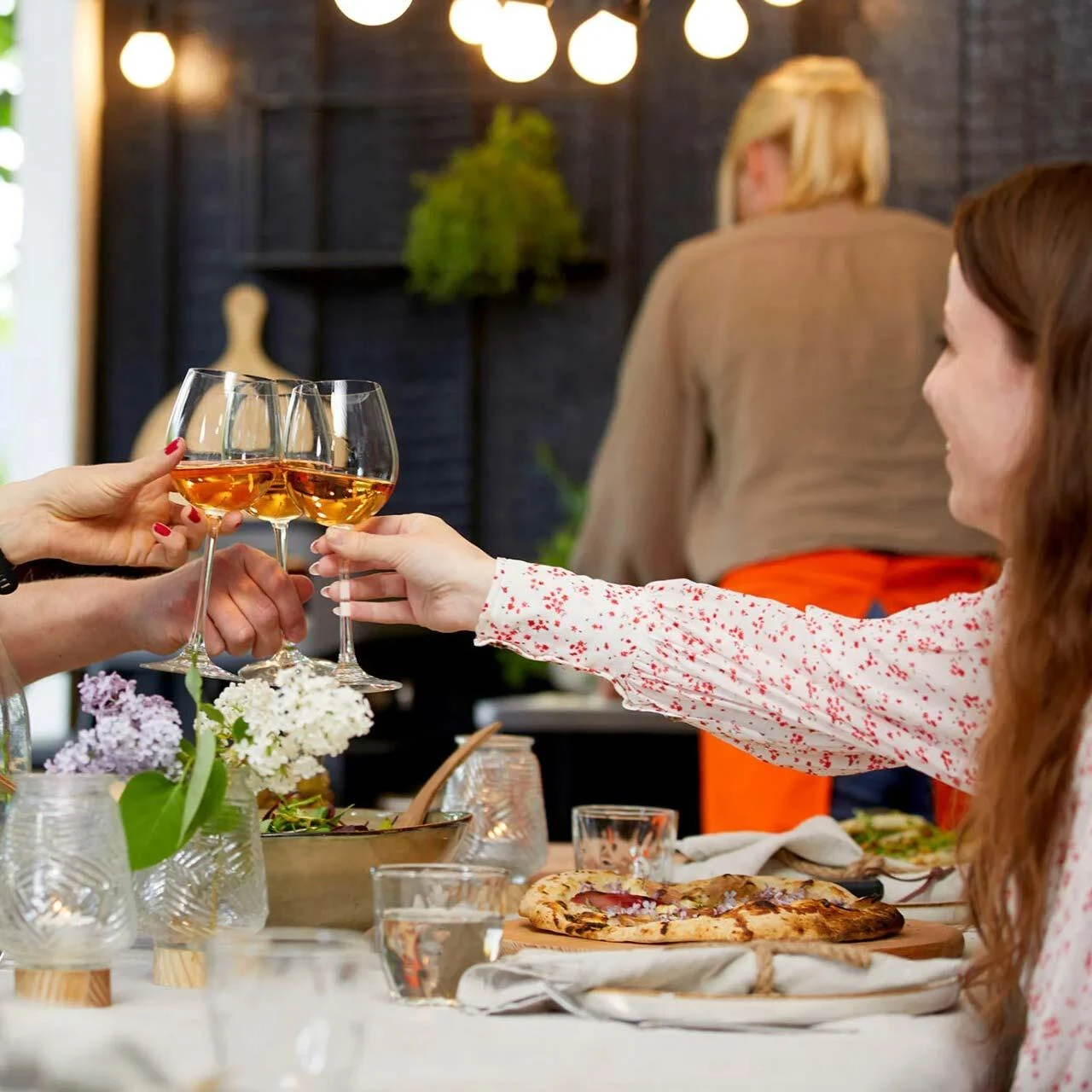 Cozze Pizzabrett ø 350 X 10 Mm Bambus FSC C158397 9 Cozze Pizzabrett ø 350 X 10 Mm Bambus FSC C158397 – Bild 7