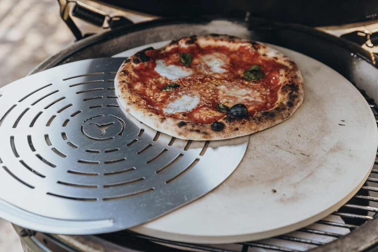 MOESTA-BBQ Pizzaschieber Gelocht 8 MOESTA-BBQ Pizzaschieber Gelocht – Bild 6